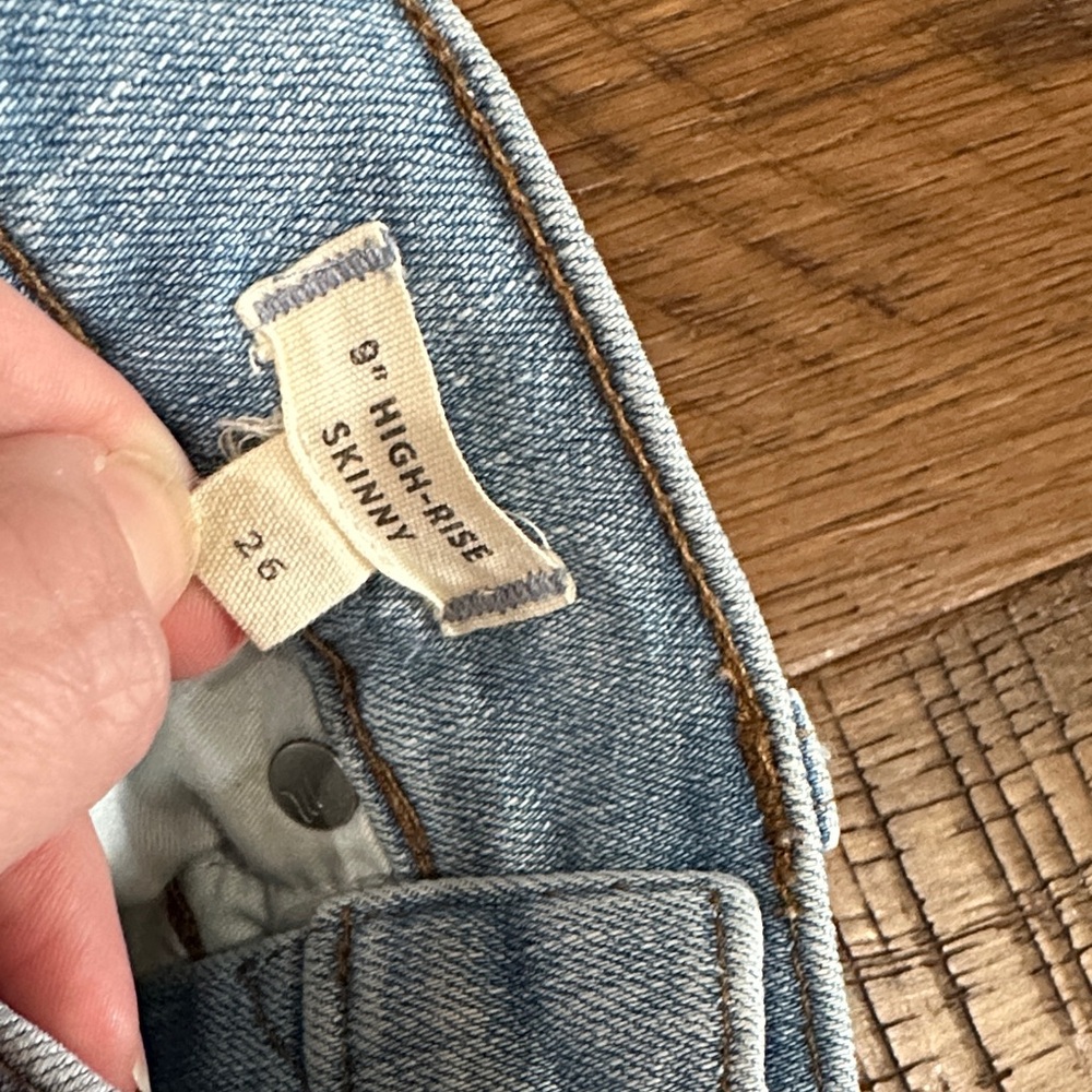 Madewell Skinny Jeans - Picture 6 of 9